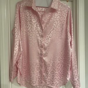 Women’s pink leopard blouse
